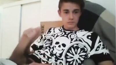 Jerking My Cock Between Homework - A Big Load Of Bogota Twinks