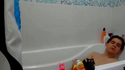 Experience Twink Pleasure with Luxallenns Webcam Show