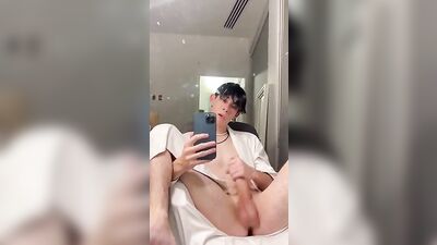 Twin Bath Porn Masturbation - Exploring the Hottest Gay Twink Fantasies!