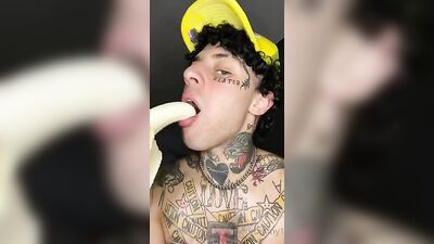 Hot OF Wanking Clips: The Ultimate Collection