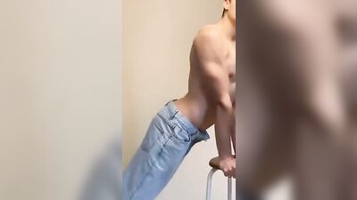 Muscle Boys ⭐ Kyle Lindey: The Ultimate Modeling Experience