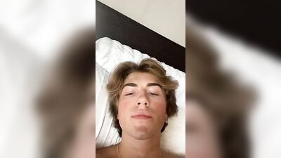 Jerking Off Amateurs: Big Cocks and Hot Boys!