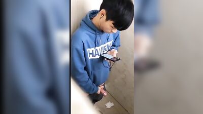 Asian Boy Cumming in Public Toilet - Chinese Ejaculation Exposed!