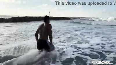 Gay Muscle Studs in Action: Damons Big Cock Masturbation Show!