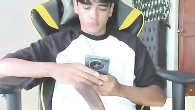 Andrius Cute Twink Fun - Young Amateur Porn Web-Cam Latino