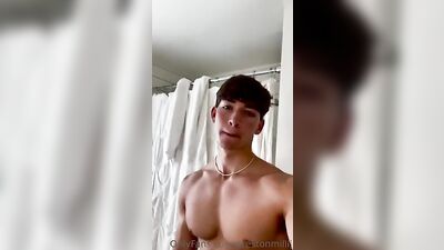 Muscle Big Dick Boy Body Show