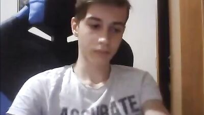 Handsome Boy Cammer XCDF - A Gay Porn Video for Cum Shots and Solo Web-Cam Action Lovers!