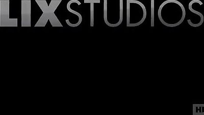 Young Bareback Wrestlers Sucking Cocks in Private Time!