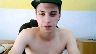 Cum Shots on Smooth Chest! Gay Boys Webcam Porn from Slovenia