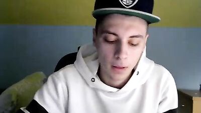 Dado2020 Strips Off on Chaturbate - Amateur Gay Boy Cum Videos