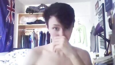 Gay Skylar Webcam Boys Porn Solo Wanking on GayTube