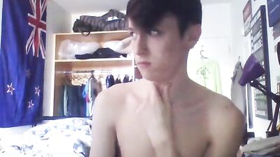 Gay Skylar Webcam Boys Porn Solo Wanking on GayTube