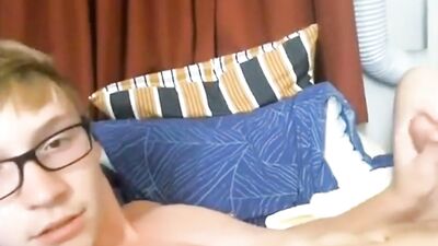 Gay Porn Cute Nerdy Webcam Boy - Exploring Sexuality Online!