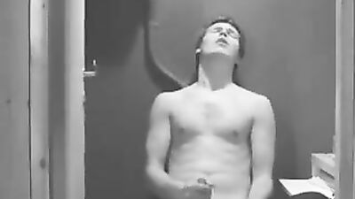 Cumming Amateur Teen Gay Porn! Human Geyser Shoots Air!