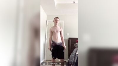 Taking it up a notch with this hot twink solo show!