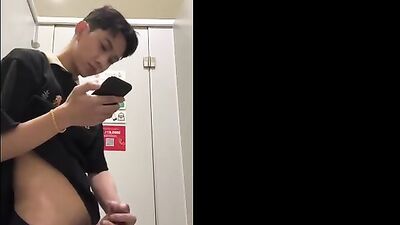 Asian Jerk in Public Toilet - Gay Porn Amateur Cutie on Tube!