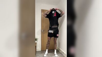 Sexy Ellis Unleashes His Big Cut Dick