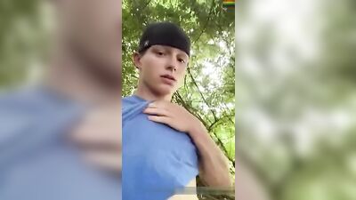 Gay Outdoor Cock Jerking Flexation with Web-Cam Twinks!