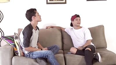 Gay Porn Twinks: Bareback Cum Shots Latino - BB Twinks