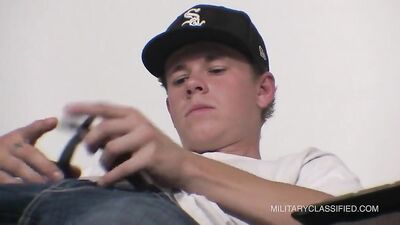 JULEO SOLO STRAIGHT BOYS PORN ORAL