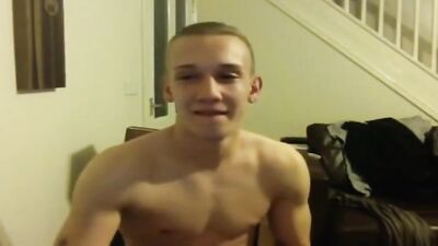 STRAIGHT GUYS AFTER A FEW BEERS