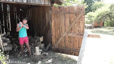 Gigantic Cum Shots: Bareback Twink Oral Delight