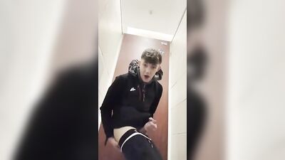 Masturbation Teens Return: A Gay Porn Adventure!