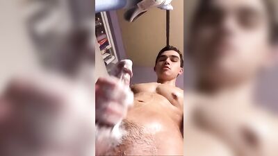 Solo Web-Cam Jerking Time: The Ultimate Gay Porn Experience