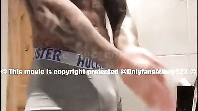 Sexy Ellis Big Uncut Dick Explosion: Amateur Solo Porn for Hot Adults!