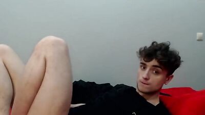 Angelo on webcam Chaturbate: Unleashed Amateur Solo Fun!