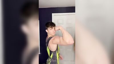 Tristan Diazs Solo Cumshot Exposed! - The Ultimate Amateur Big Cock Handjob Experience