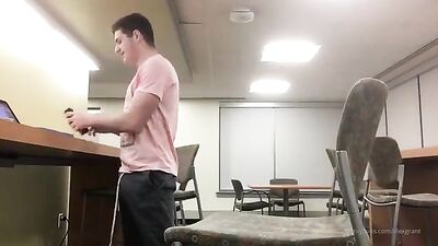 Hot OF Wanking Clips - Gay Porn Video Collection Featuring sexy men in hot scenes of self-pleasure!