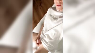 Look @ My Ass Solo Web-Cam - Anal Play