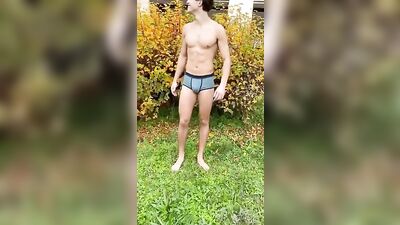 Gay Porn: Public Outdoor Solo Web-Cam Show Time!