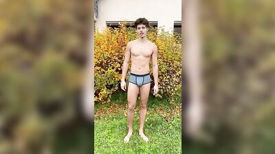 Gay Porn: Public Outdoor Solo Web-Cam Show Time!