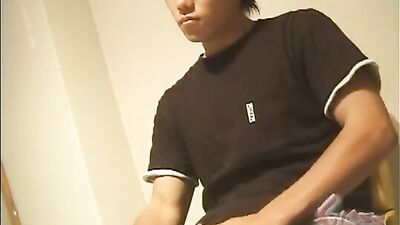 Japanese Service - An Oral Experience with Twinks