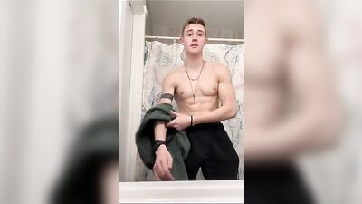 Young Muscle Hunt - Str8 Solo Cum Shot