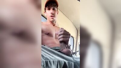 Cumming Twink Amateurs - Handjob and Solo Action in the Office!