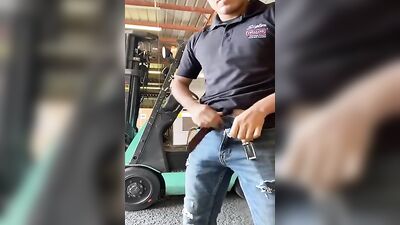 Jerk Off But No Cum: Amateur Handjob Solo!