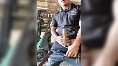 Jerk Off But No Cum: Amateur Handjob Solo!