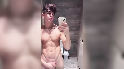 Hector Konak - Bathroom Solo Cum Wank: A Gay Porn Action with Big Cocks and Cum Shots in the Handjob Scene!