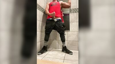 JockDad87s Locker Room Cumshot: Big Shoes and Muscles