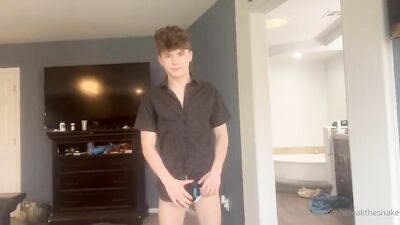 Silas Brooks - Jerking Off Solo Cum Boys Porn: The Ultimate Amateur Big Cocks Cum Shots Experience!