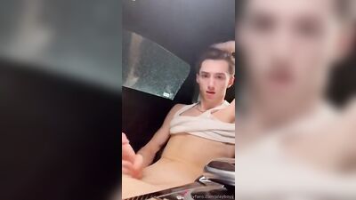 Young and Ambitious Muscle Boys Selfie Cam Cum!