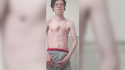 Percy Ryders Nerd Boys Solo Porn: Cum Shots and Handjobs Galore!