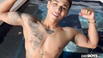 Straight First-timer Daddy Cock Jerks Solo Porn