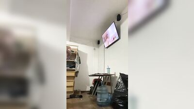 Cedric Loves Porn: Latino Cum Shots and Solo Jack-offs!