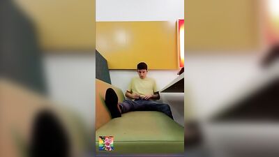 Gangbang Web-Cam Cum Shots!