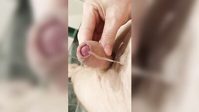 Teen Absorbs Sperm Shots: Uncut Amateur Handjob Twink Fun!
