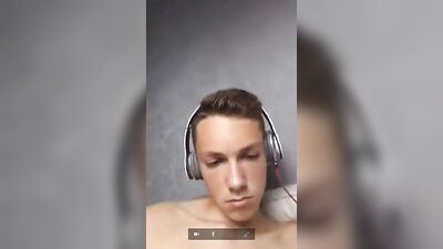 Handsome Cum Blast: Big Muscle Boys Chat and Jerk Off!